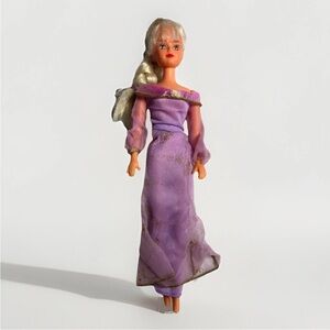 1990s Vintage Sandi Doll With Clothes & Accessories Set